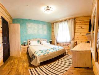 Мини-отель Kanada Березовка Стандартный двухместный номер с 1 кроватью или 2 отдельными кроватями-7