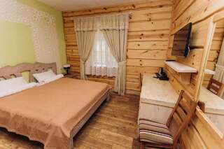 Мини-отель Kanada Березовка Стандартный двухместный номер с 1 кроватью или 2 отдельными кроватями-3